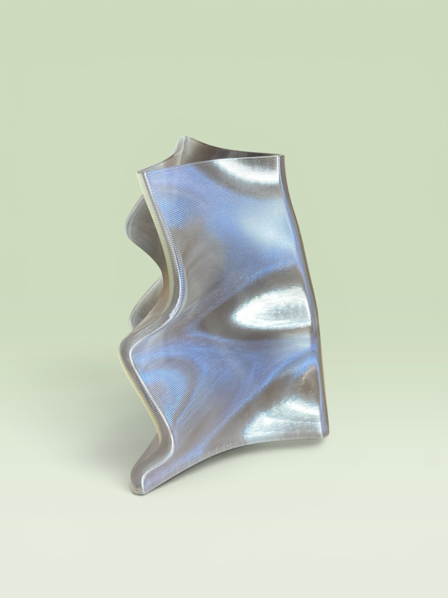 Mini Bull-Kelp Vase