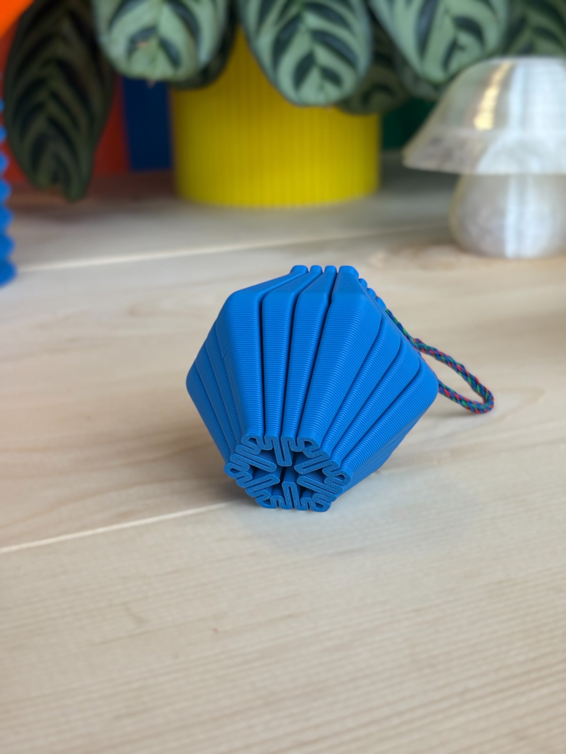 Sustainable Holiday Tree Ornament – 3D Print in Eco-Friendly PLA