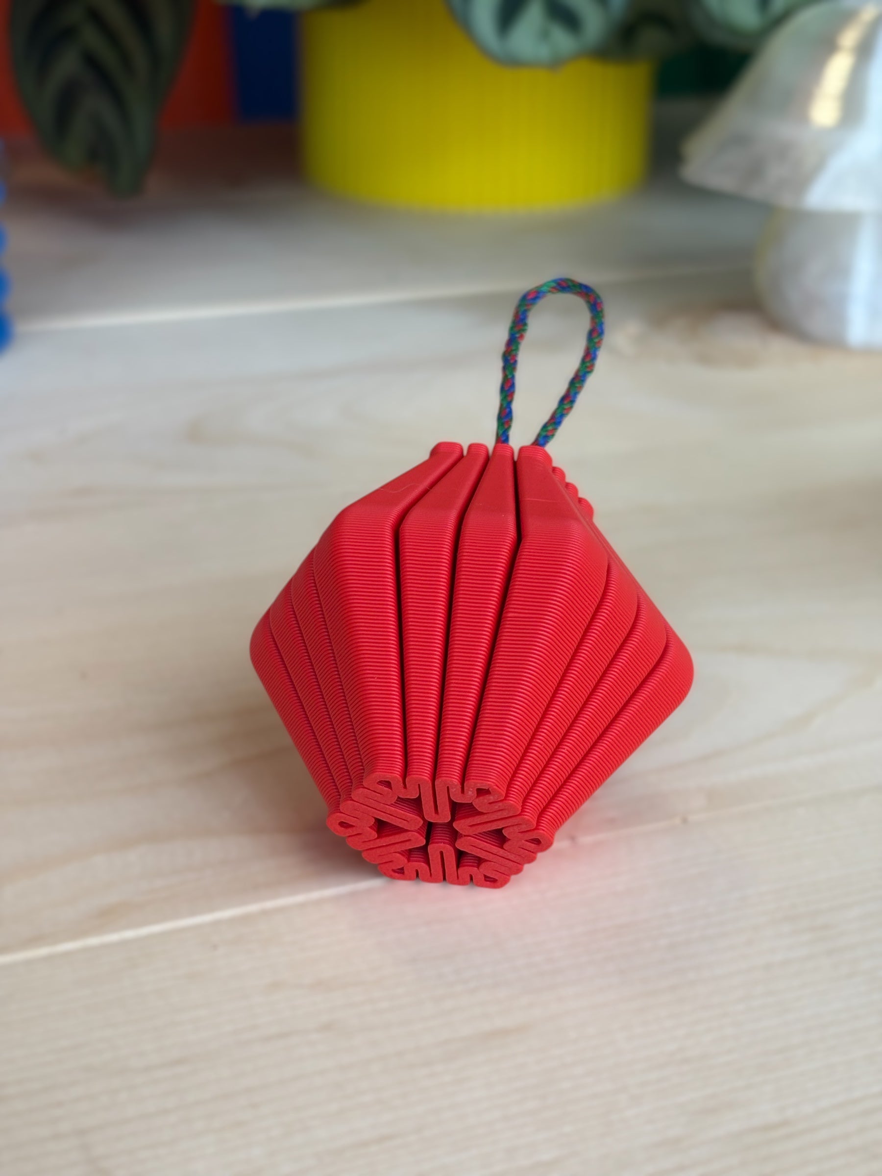 Sustainable Holiday Tree Ornament – 3D Print in Eco-Friendly PLA