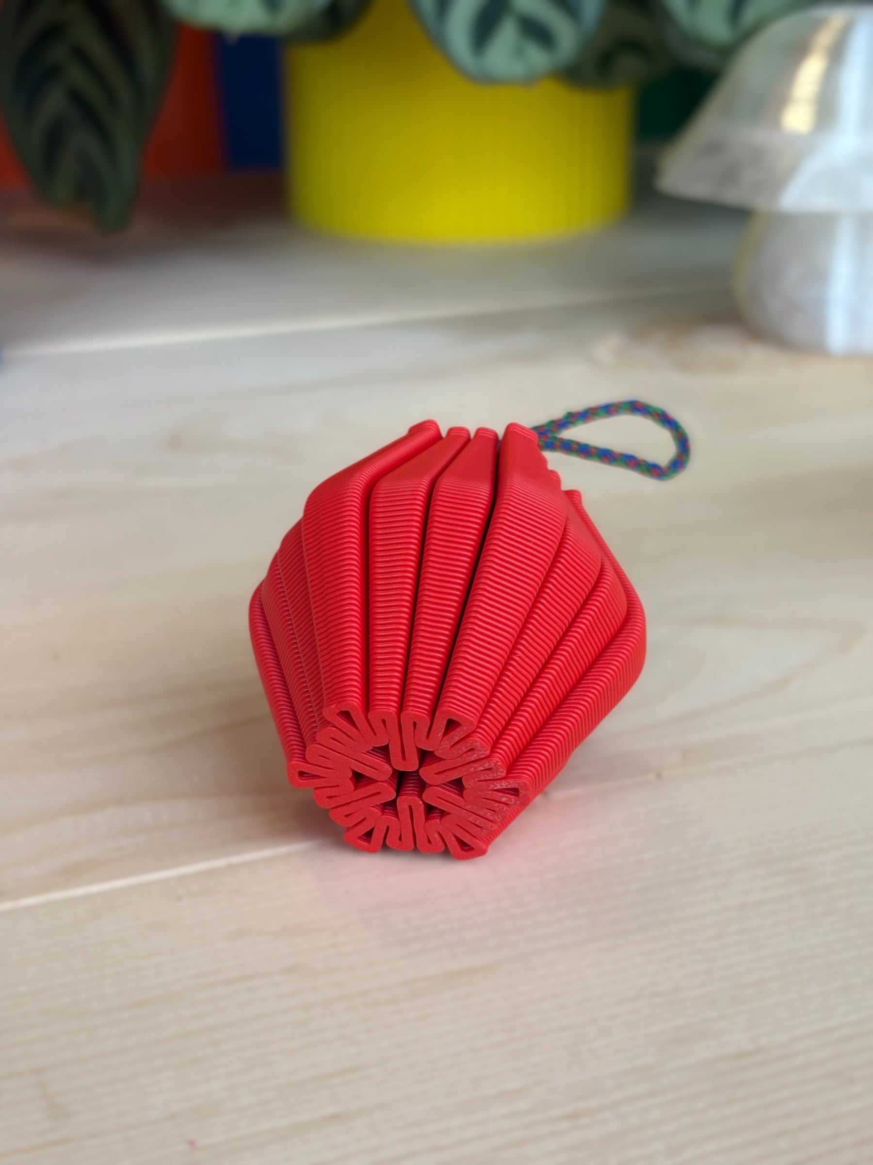 Sustainable Holiday Tree Ornament – 3D Print in Eco-Friendly PLA